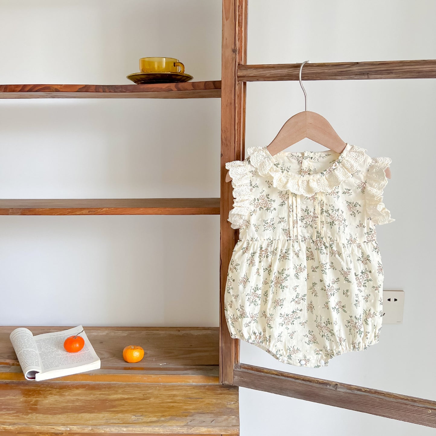Little Sunshine Ruffle Set - A006